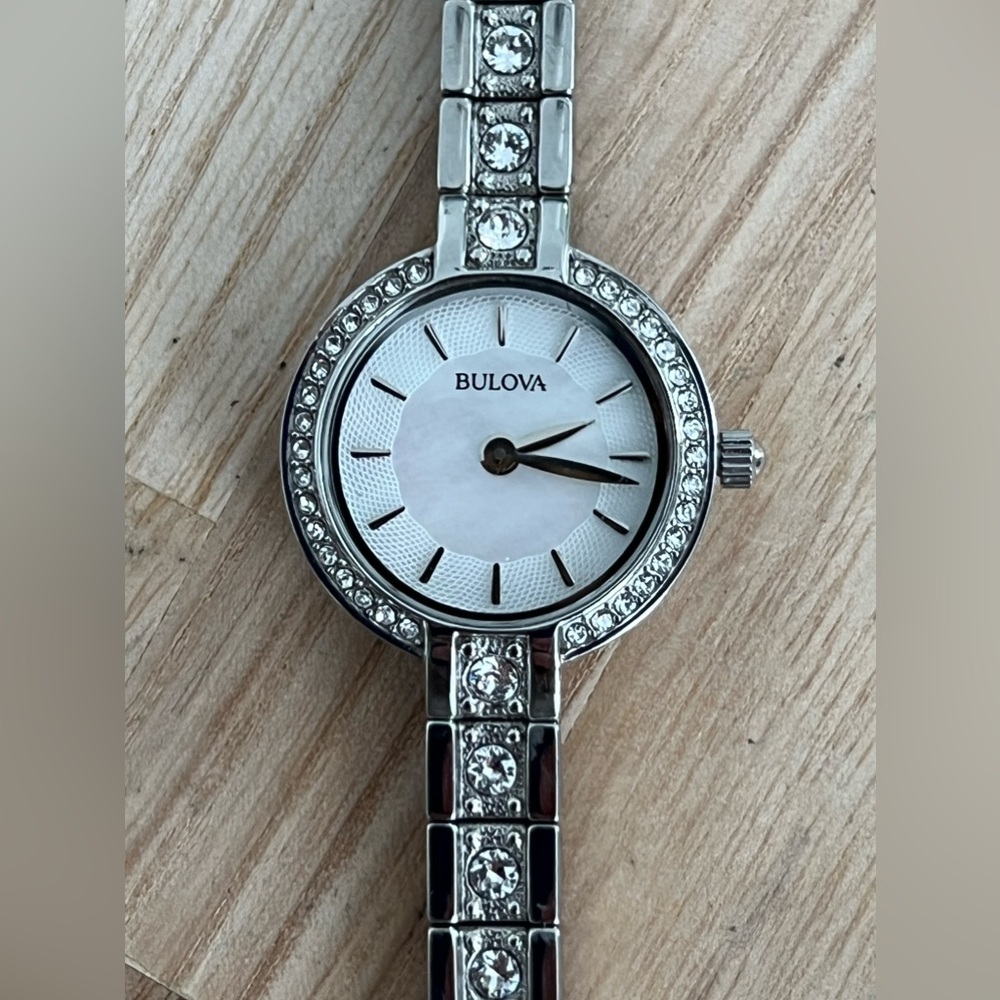 Bulova Ladies Watch Crystal Embellishments Stainless Bracelet Pearl White Dial - Picture 3 of 13